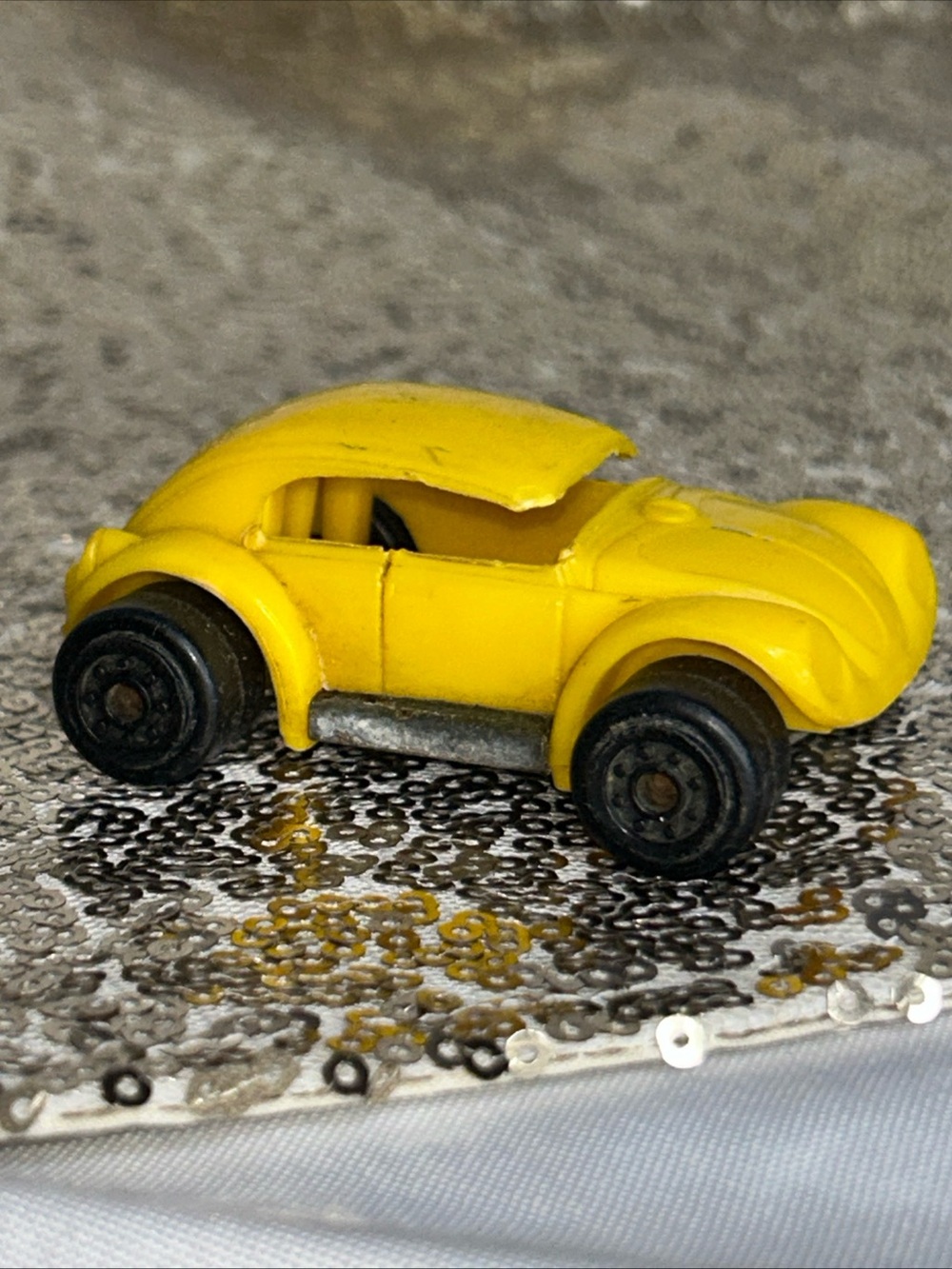 Vintage TONKA Die-cast Mini Totes VW Volkswagen  Beetle/Bug VTG toys LOOK